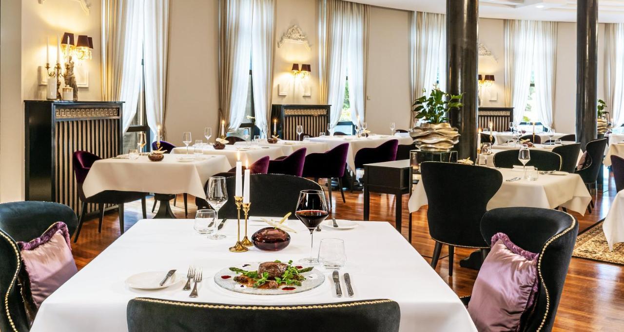Victor'S Residenz-Hotel Schloss Berg Nennig Exterior foto Restaurant
